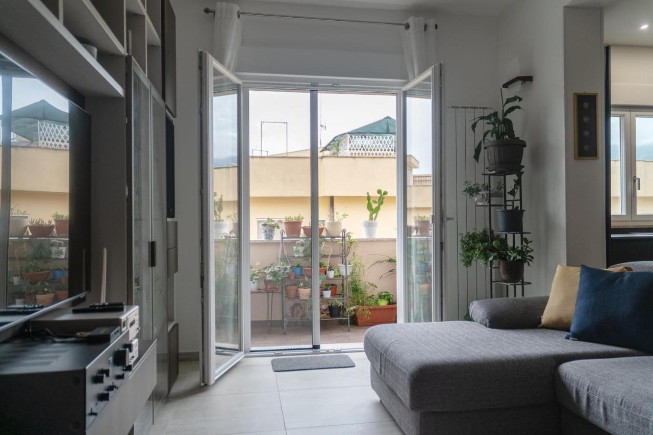 Appartamento Tutto Ristrutturato Terracina Exterior foto